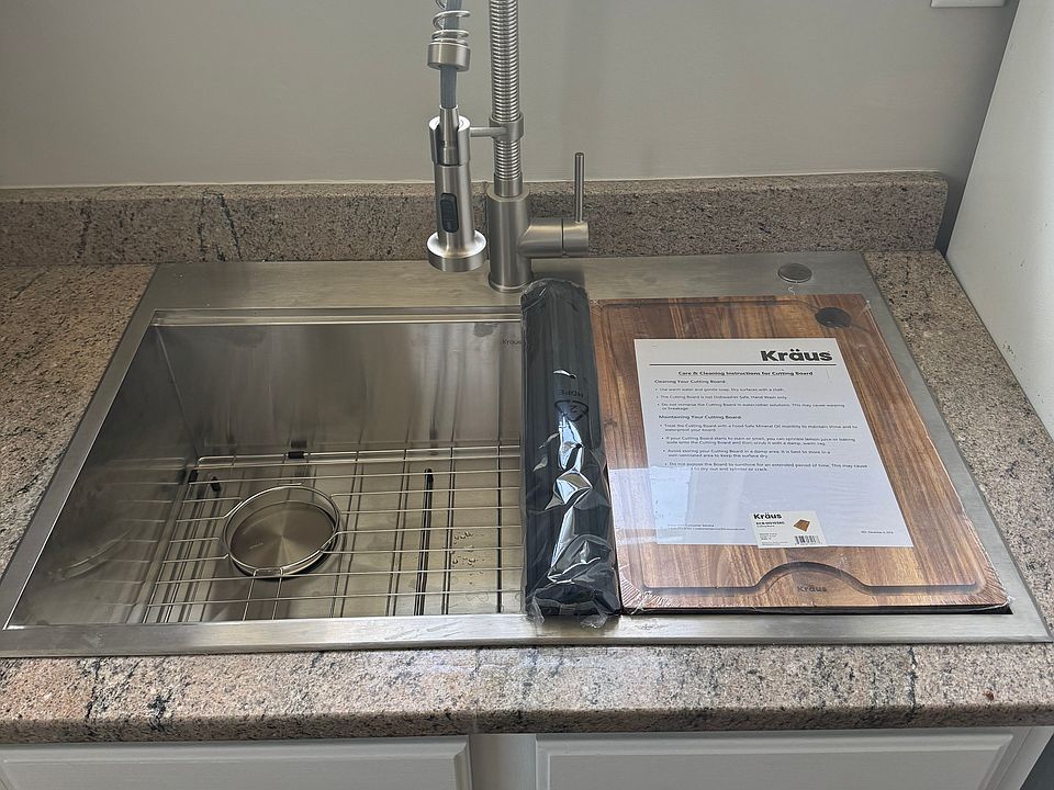 Work top sink.