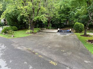 4229 E Pkwy, Gatlinburg, TN 37738