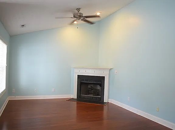 2nd image of 225 Birch Creek Dr