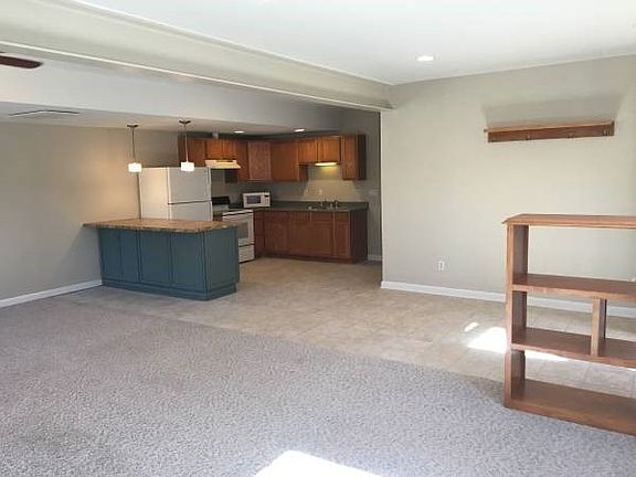 5th image of 1210 S Sherman St #2