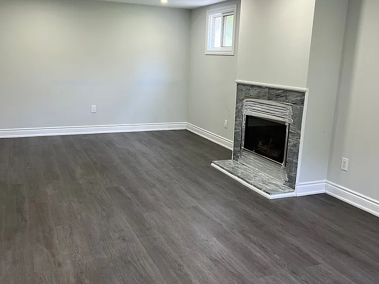 556 Sherin Dr #LOWER LEVEL — Photo 11