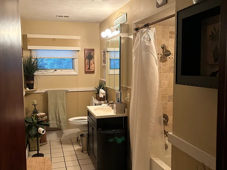 14 Zito Dr — Photo 5