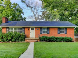 8008 W Cliff Dr, Knoxville, TN 37909