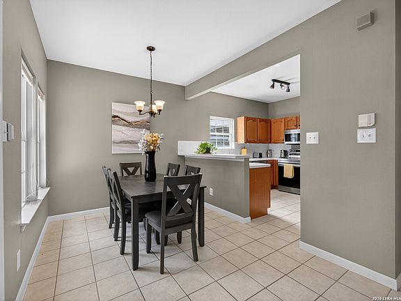 5th image of 83 Chapel Hill Circle UNIT 83