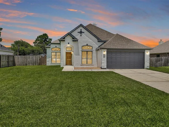 12126 Walden Rd, Montgomery, TX 77356