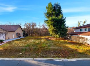 32949 Riverside Dr, Springville, CA 93265