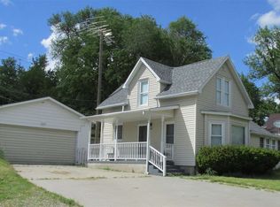 801 9th St, Wisner, NE 68791