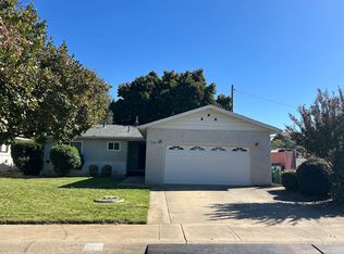 2911 Bay St, Anderson, CA 96007