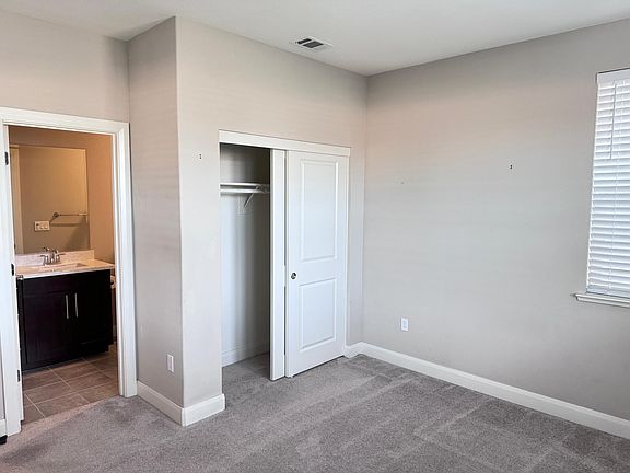 3rd image of 1612 Hidden Creek Ln