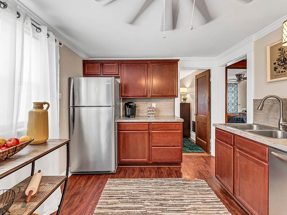 1st image of 655 Lisbon Ave #U