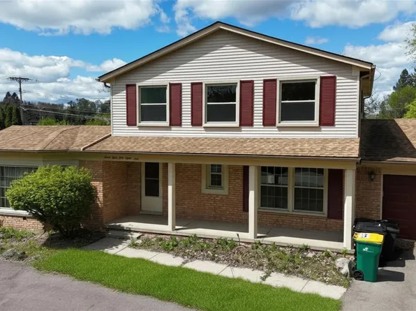 28989 Ramblewood Dr, Farmington Hills, MI 48334