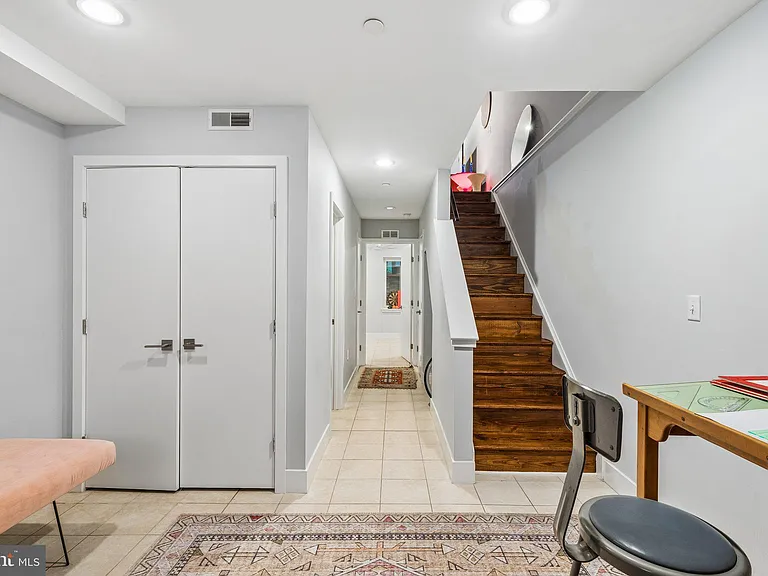 1449 S Bouvier St — Photo 20