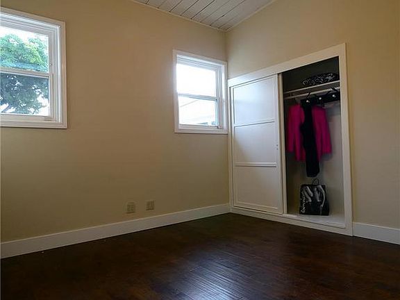 5th image of 719 Maertin Ln