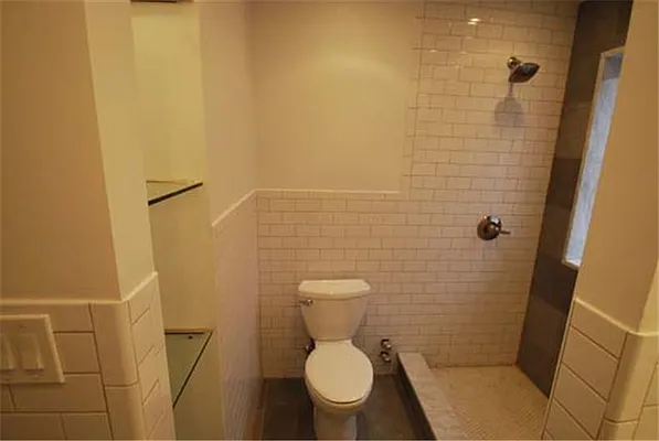 Rented by Buchbinder & Warren | media 6