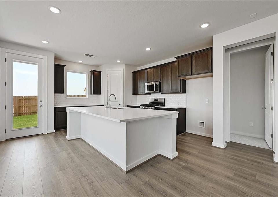 124 Blackwell Ln, Kyle, TX 78640 MLS 7567322 Zillow