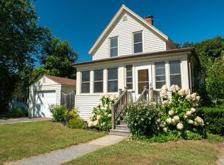 15 6th St, South Portland, ME 04106