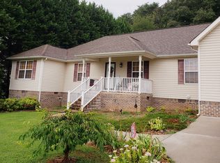 9027 Springfield Rd, Soddy Daisy, TN 37379