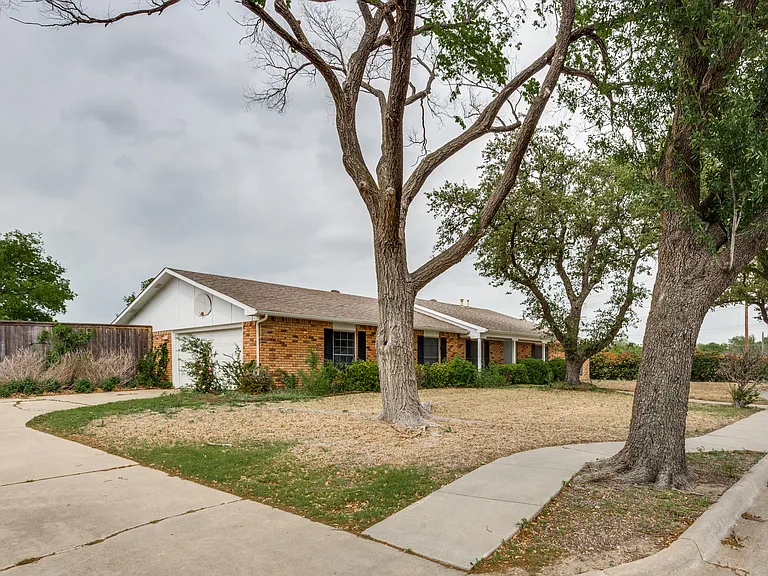 4931 S Colony Blvd — Photo 20