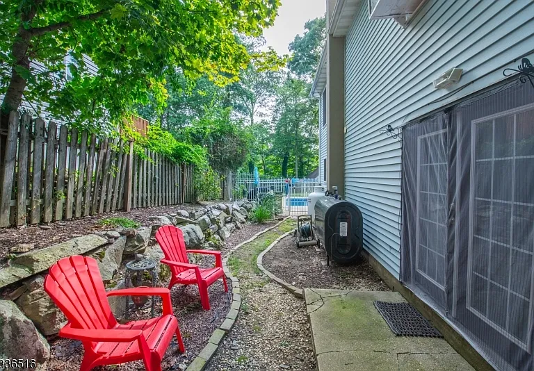 24 Chatham Rd — Photo 21