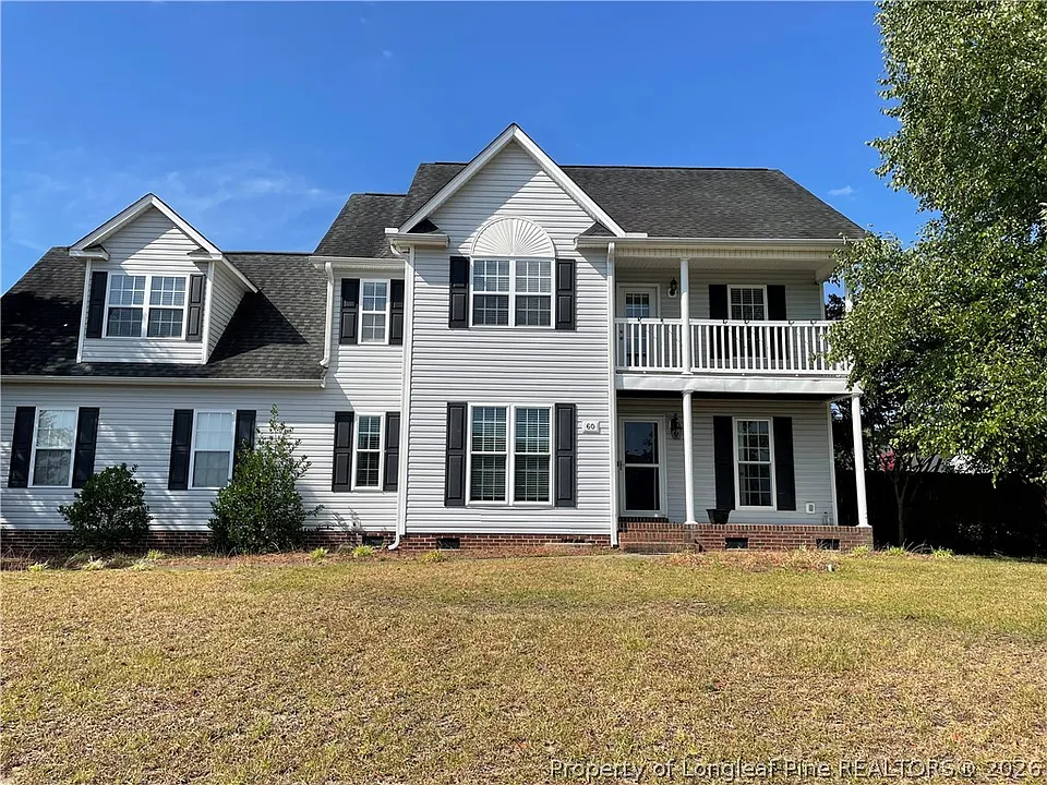 60 Scranton Ct