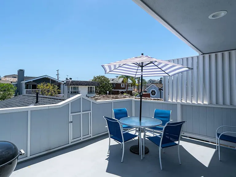Opal Ave — Photo 14