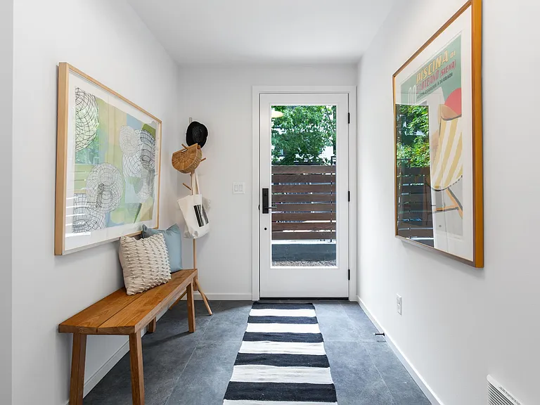 1317B Minor Ave — Photo 3