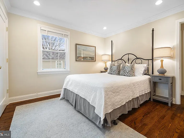 Main bedroom