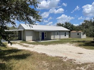 650 Rosada Ranch Rd, Yoakum, TX 77995