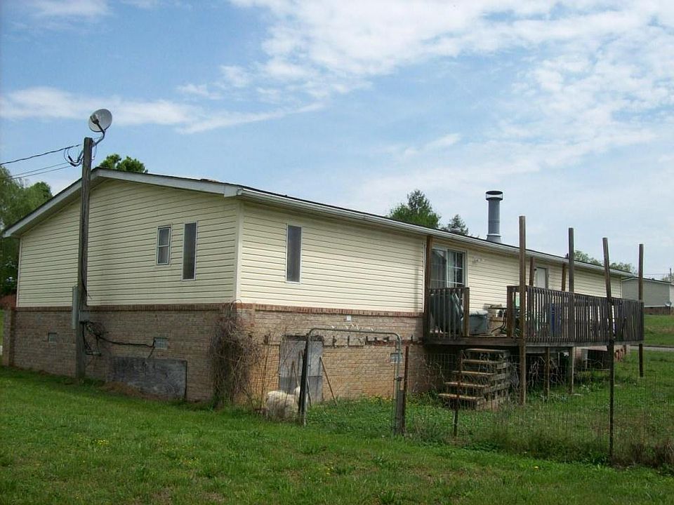 2nd image of 328 Winchester Dr