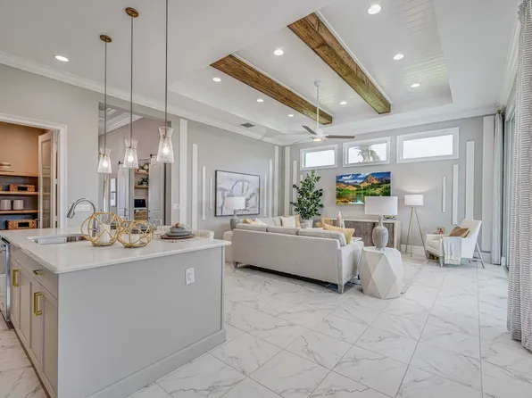 155 SE Bella Strano, Port St Lucie, FL 34984