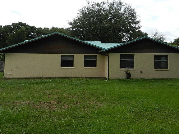 3rd image of 505 NE 47th Ct