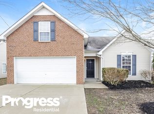 1125 Geneil Ln, La Vergne, TN 37086