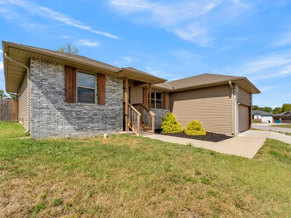 633 S Southgate Drive, Nixa, MO 65714