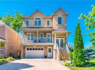 673 Society Cres, Newmarket, ON
