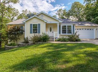 23 Deloris Dr, De Soto, MO
