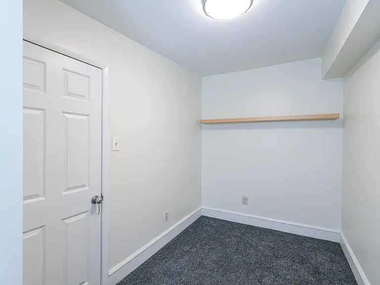 1631 S Clarion St — Photo 18