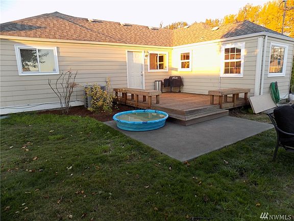 2nd image of 2602 16th Ave NW