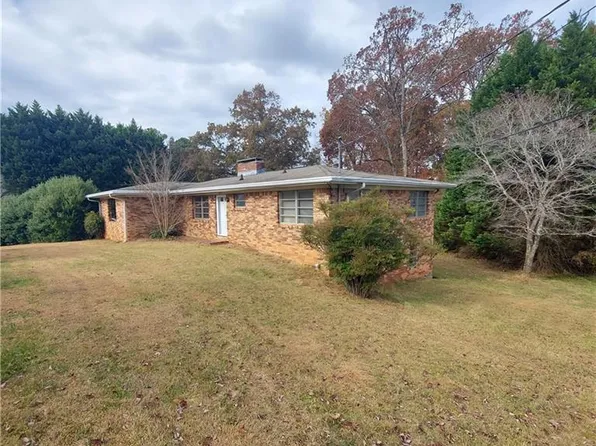 5019 Glaze Dr, Dunwoody, GA 30360