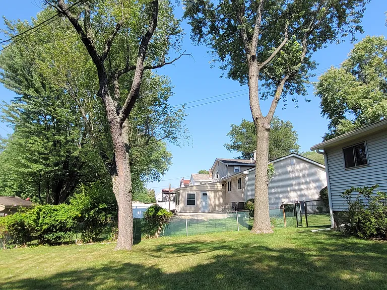 270 Riverview Rd — Photo 37