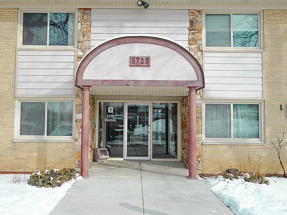 2nd image of 5725 Holmes Ave APT 2