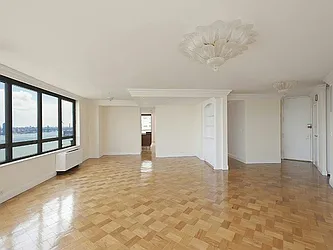 Rented by Sotheby's International Realty