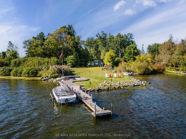 6286 Pleasant Dr, South Glengarry, ON K0C 1E0