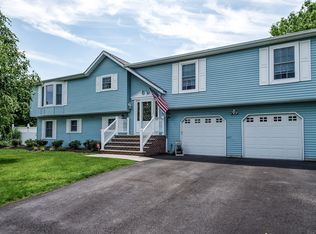 46 Cherry Bend Dr, Howell, NJ 07731