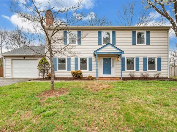 7226 Twin Forks Dr, Roanoke, VA 24019