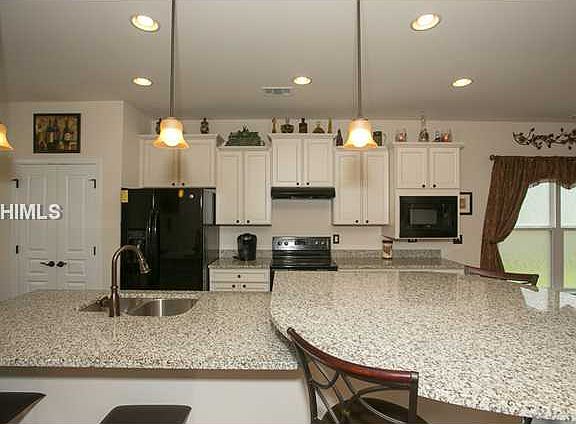 5th image of 475 Knollwood Ct