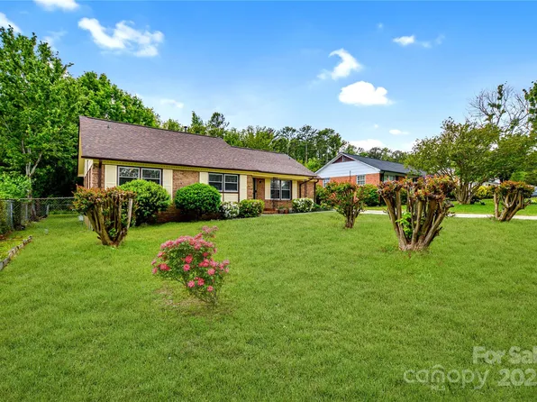 1222 Glenarden Dr, Rock Hill, SC 29730