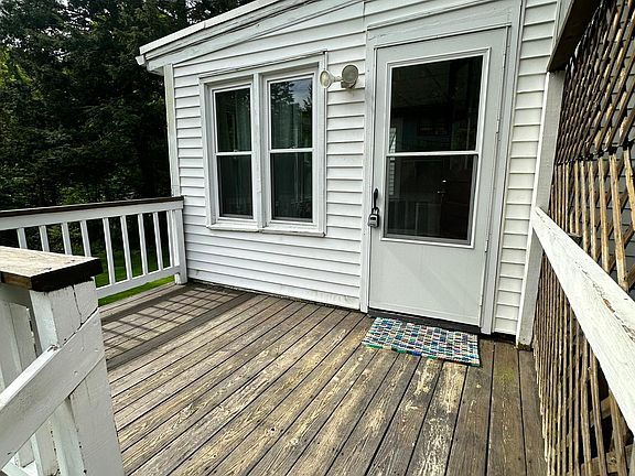 3rd image of 2594 Main St Unit 1