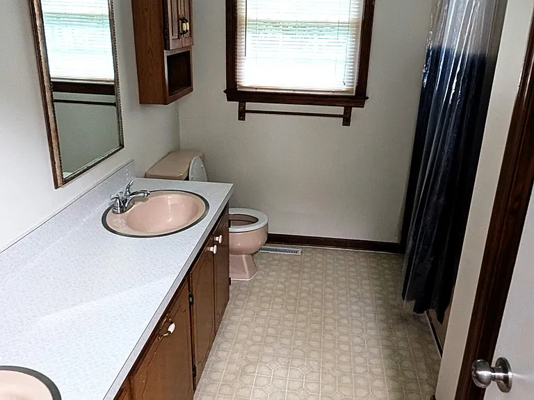 3508 Catherine St — Photo 15