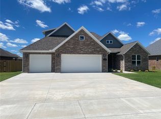 1189 Montichiello St, Tontitown, AR 72762