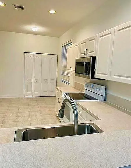 10752 Oak Bend Way — Photo 7
